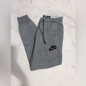 Nike Sweatpants